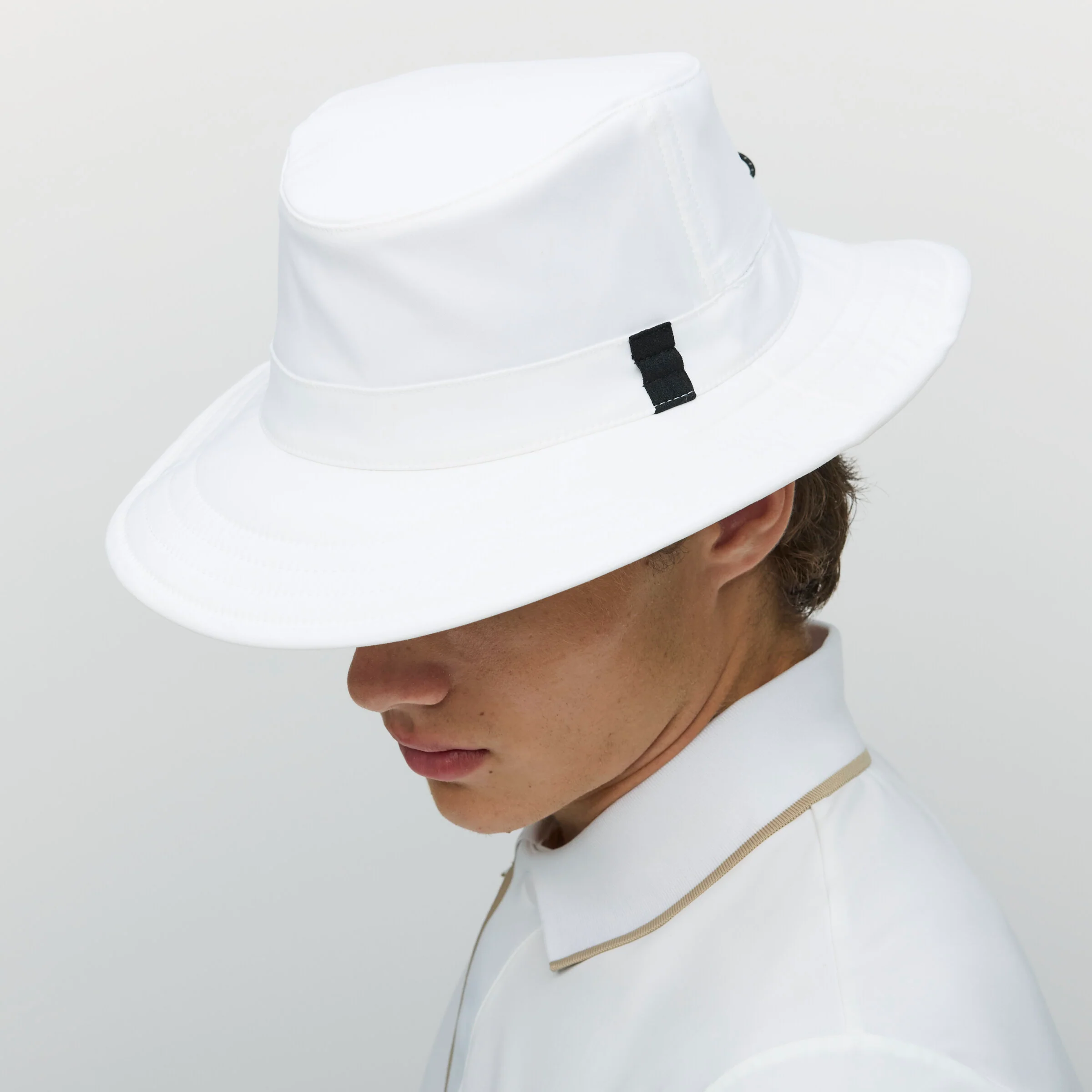 The Clubhouse Golf Hat - Image 5